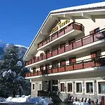 Croux Szálloda 3*