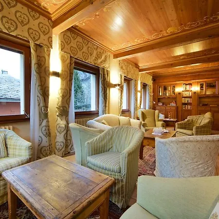 Hotel Croux