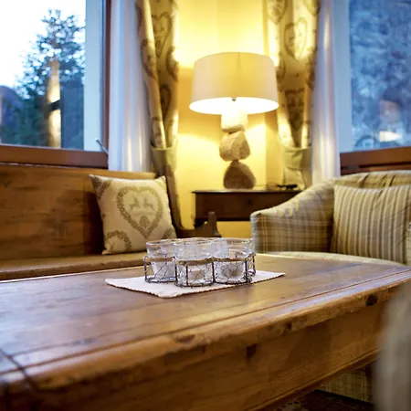 Otel Croux 3*
