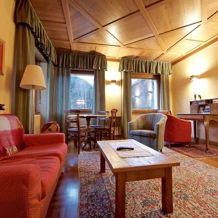 Otel Croux