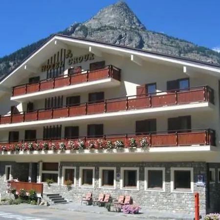 Croux Otel