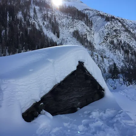 Croux 3* Курмайор