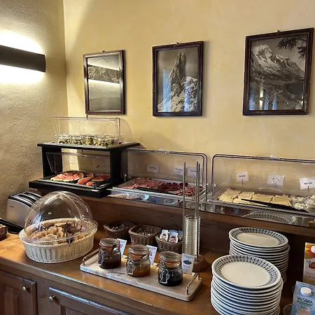 Otel Croux 3*