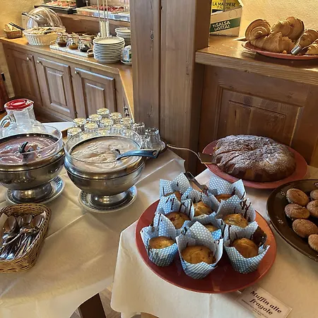 Hotel Croux